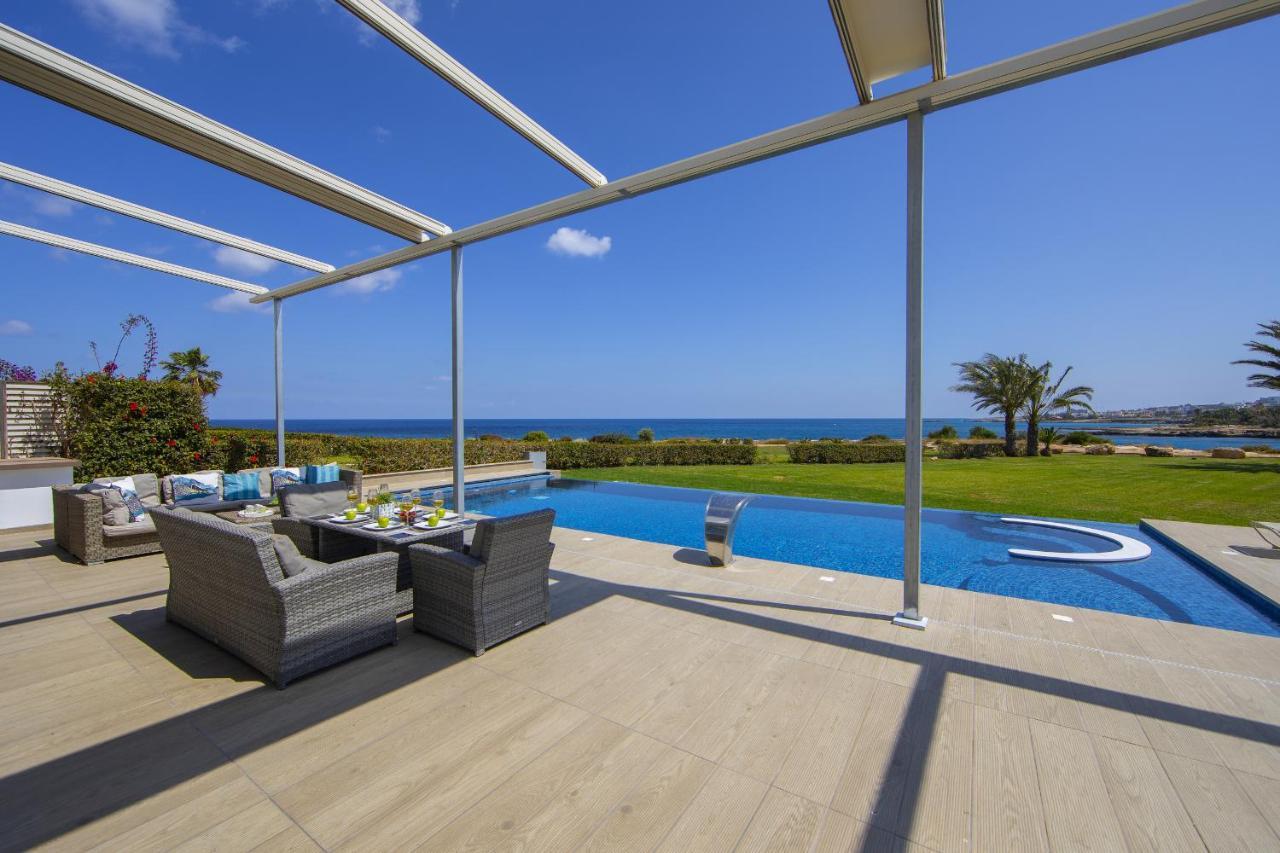 Protaras Seafront Villa Infinte Aretousa Exteriér fotografie