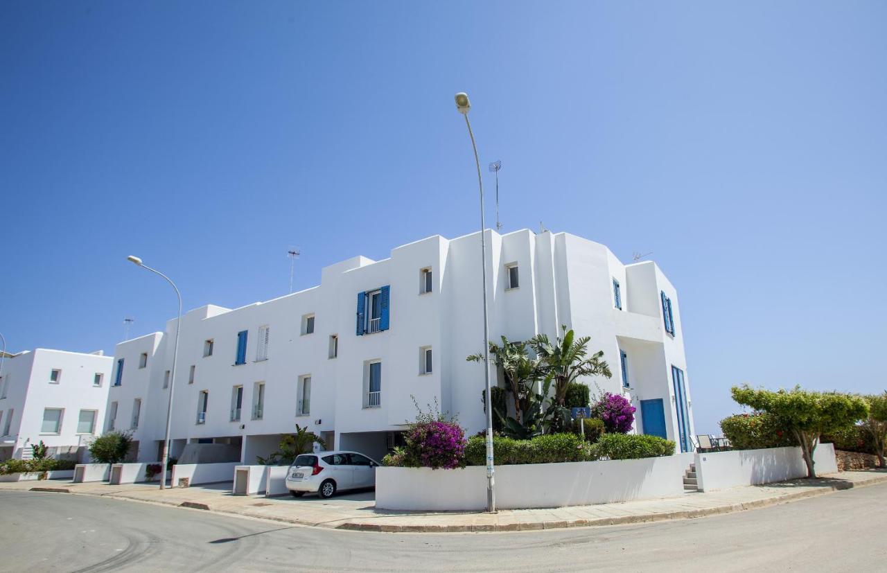 Protaras Seafront Villa Infinte Aretousa Exteriér fotografie