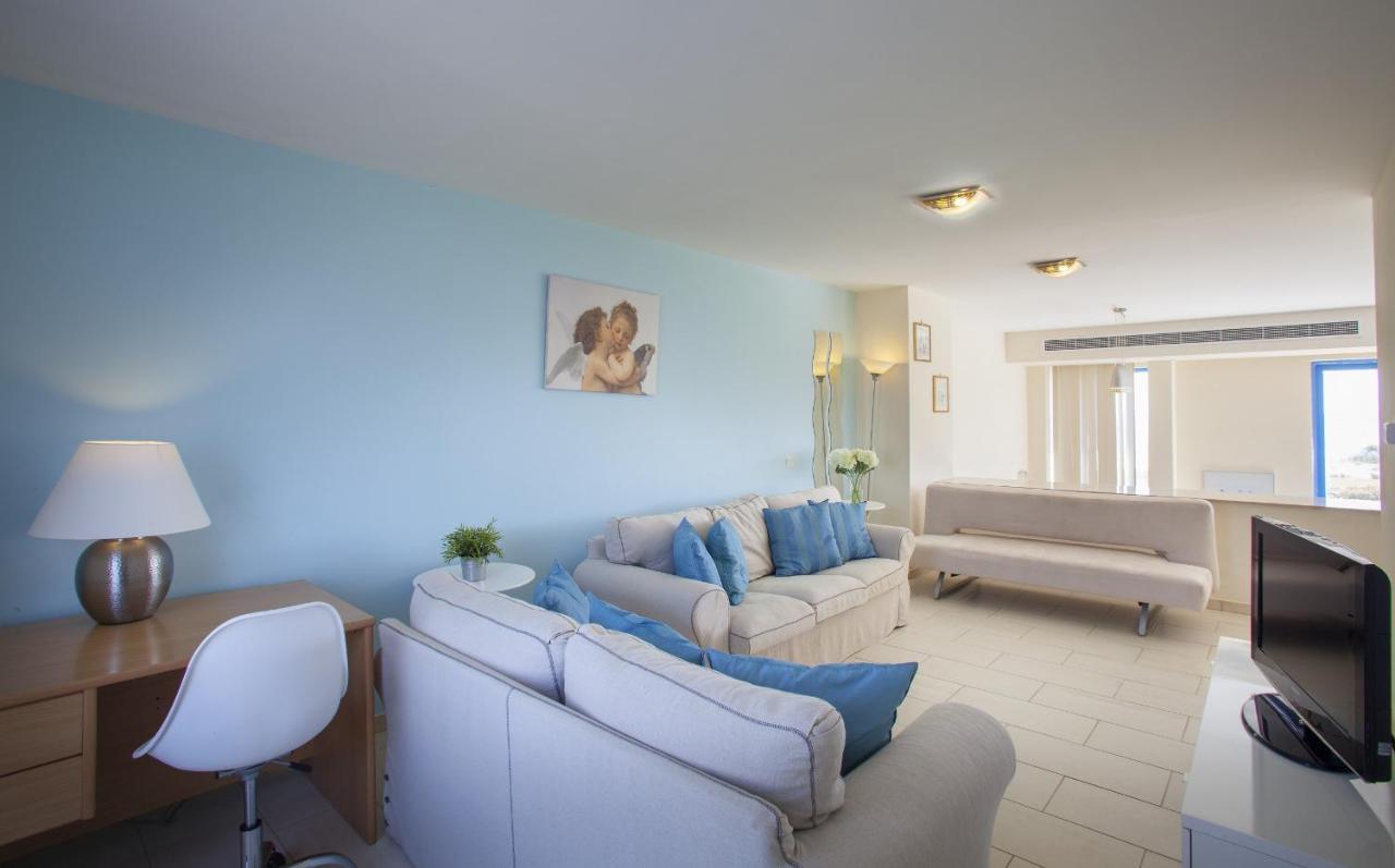 Protaras Seafront Villa Infinte Aretousa Exteriér fotografie