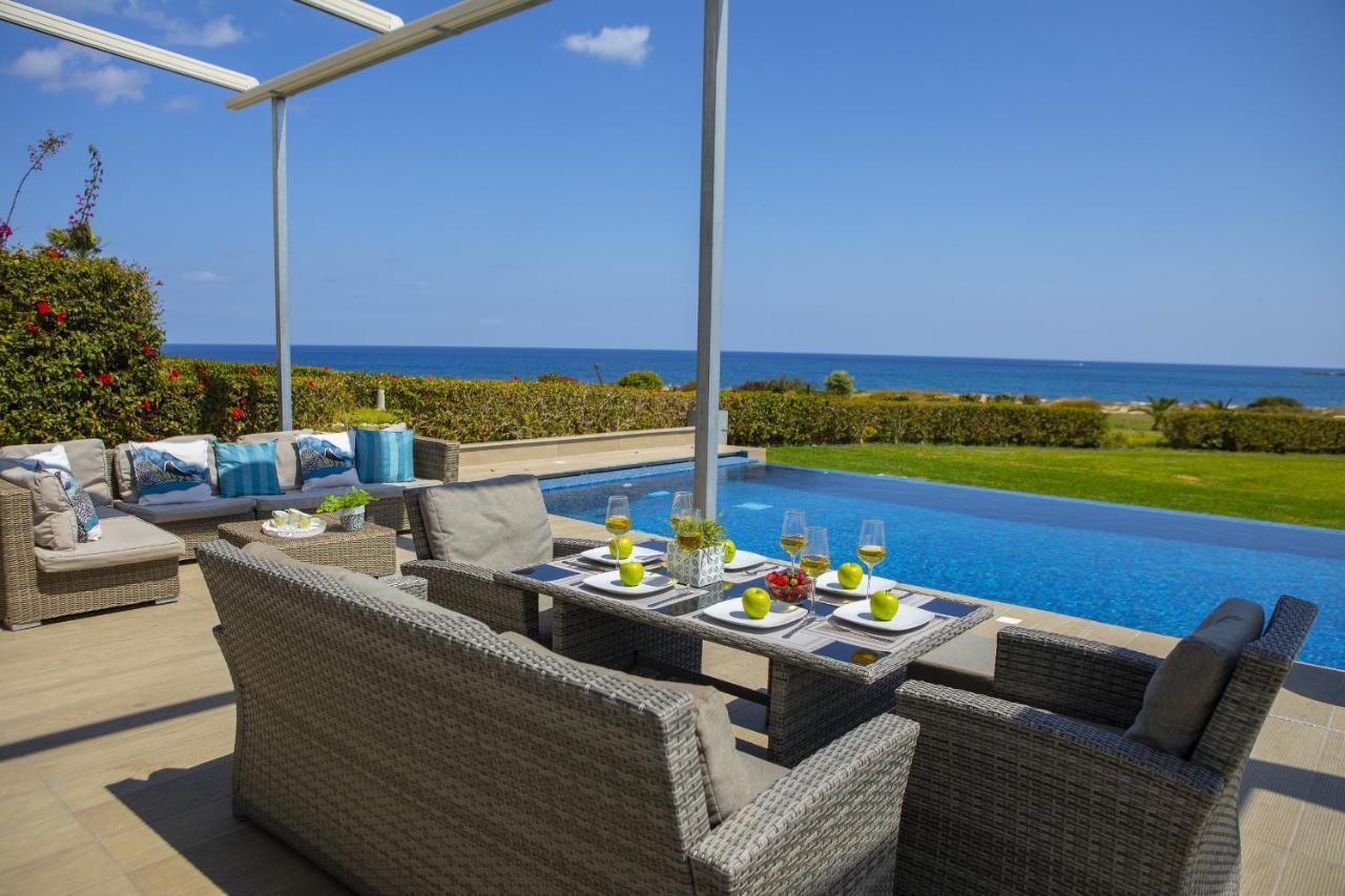 Protaras Seafront Villa Infinte Aretousa Exteriér fotografie