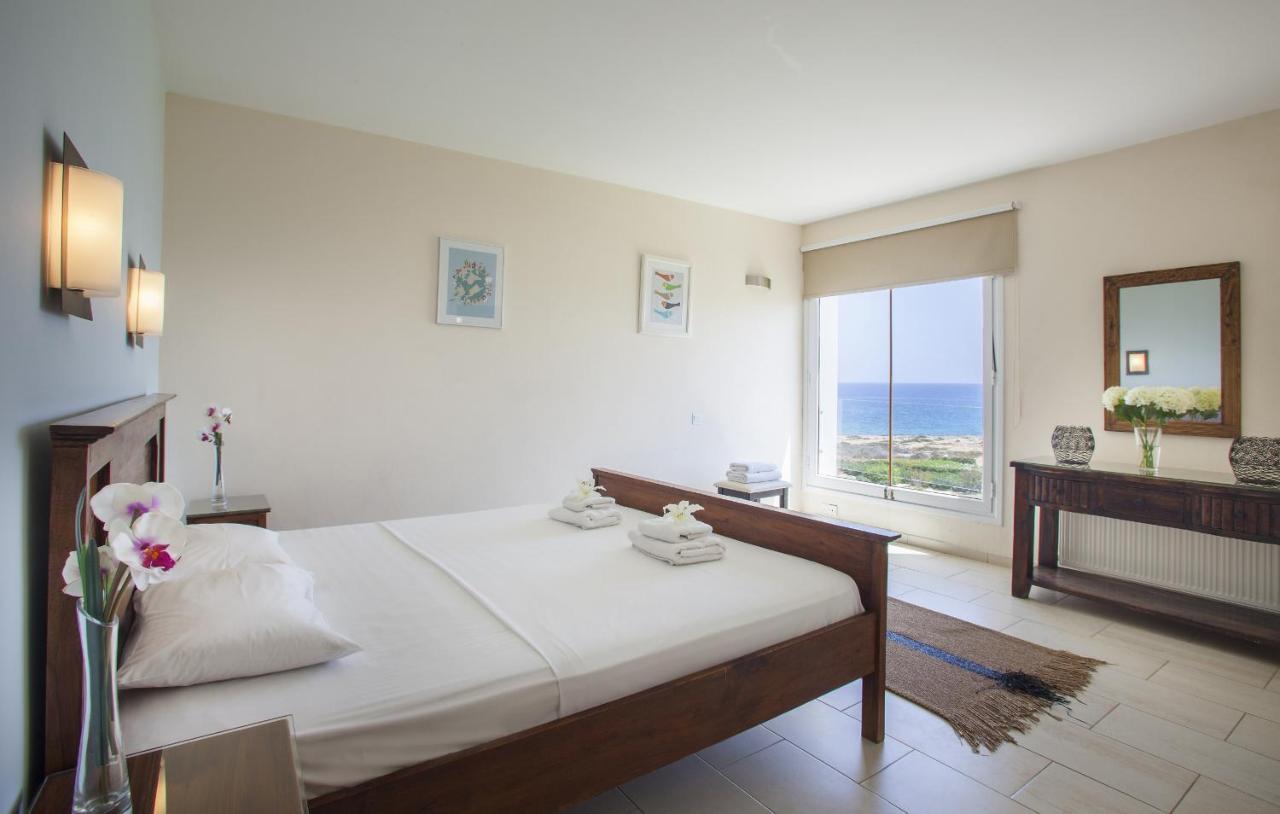 Protaras Seafront Villa Infinte Aretousa Exteriér fotografie